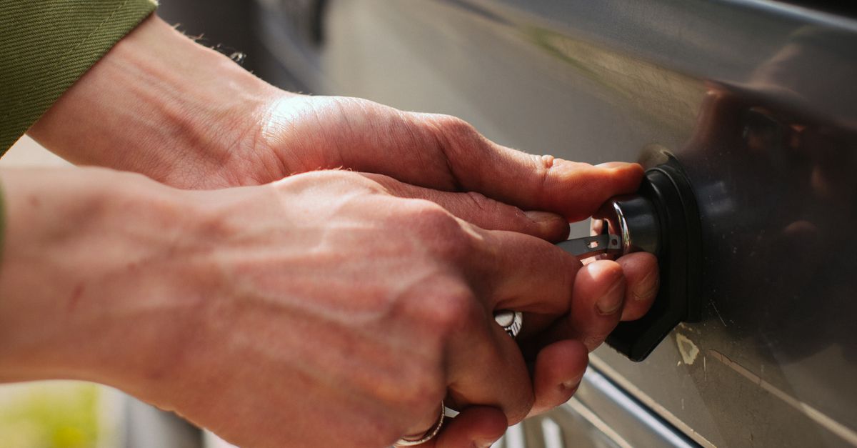 locksmith service technician — Piscataway Locksmith Corp